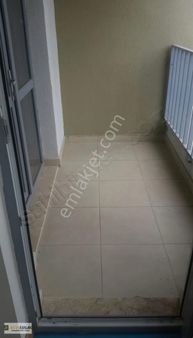 Kayaşehir 24.bölge Kapalı Pazar Yanı 3+1 Kiralık Boş Daire