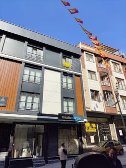 Bayrampaşa Yenidoğan Mahallesinde Yeni Binada Asansörlü 3+2/128m2/dubleks Satılık Daire