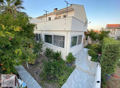 Alaçatı Merkez'de Satılık Villa