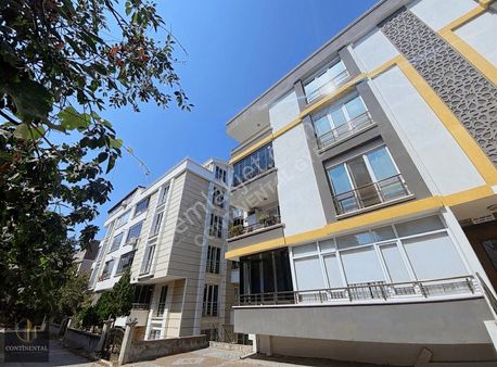 Atakum'da Anayola Yakın Ebeveyn Banyolu Sıfır 3+1 Satılık Daire