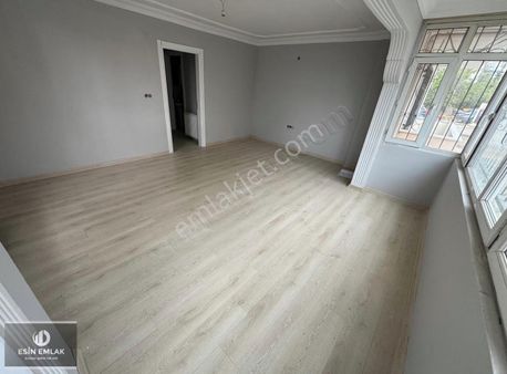 Nenehatun Mah Ferah Temiz Geniş M2'li 2+1 Satılık Daire