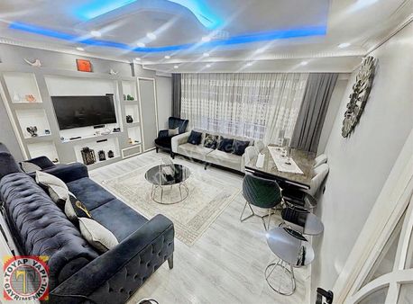 Toyap İnş Sçiftliği 3+1 135 M2 1.kat Tramvaya 1dk Satılık Daire