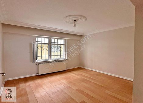 Efe'den Giriş Emsali 2+1 Bahçe Katı Ful Güneşli Daire