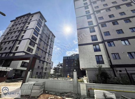 Adress'den Kartal Atalar Mahallesinde Sitede 3+1 Daire