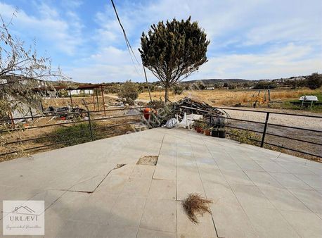 Urla Yenikentte Kiralık Müstakil 2+1