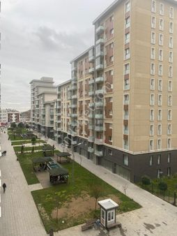 Bayrampaşa Kiptaş Konutlarında /3+1/ 100m2/çift Balkonlu /4. Kat/ Satılık Daire