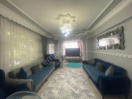 Gaziosmanpaşa Merkez Mahallesinde Mor Lale Sokakta//2+1/120m2/ 1. Kat Satılık Daire