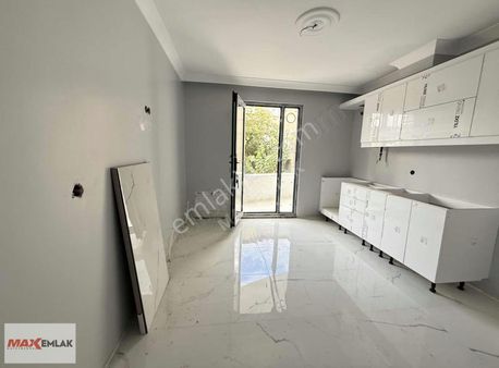 Bağlarbaşı Mahalesinde Satılık Krediye Uygun Sıfır Lüx Arakat