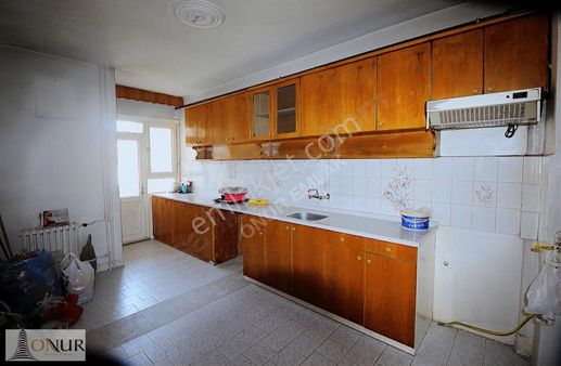 Onur Emlak Fatih Mah. 3+1 Asansörlü Kiralık Geniş Daire