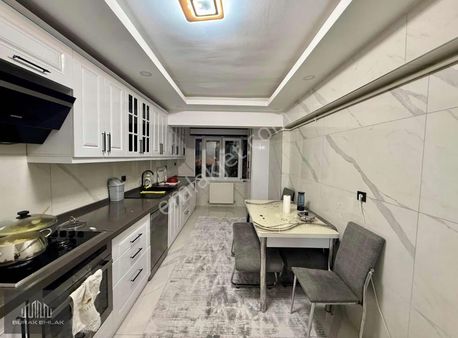 Burak'tan Hicret Camii Yanı Full Yapılı, Çift Banyolu 130m2 3+1