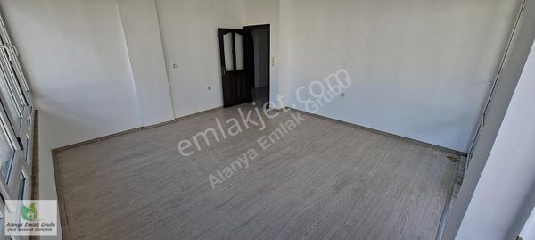 Çoçuk Polis Şube Mevki Hacet Mh.kiralık 3.kat 3+1 140 M2 Asansör