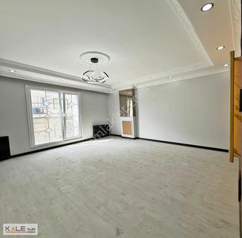 Bahçeşehir Lokasyonunda Satılık 3+1 Tek Daire Üzeri Geniş M2