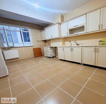 Yatırımlık Fırsat 2+1 Balkonlu Yüksek Giriş Doğan Araslı Dibi