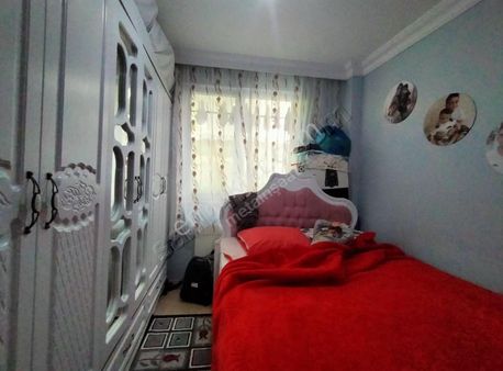 Küçükçekmece Yeni Mahallede Satılık 85.m2.daire.2+1-3.500.000.tl