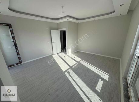 Marmarayın Yani Başında 2+1 Y.ısıtmalı Lux Üst Kat Daire