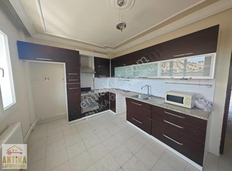 Antika Gayrimenkulden Merkezi Konumda Kiralık Daire