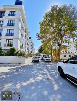 Büyükçekmece Merkez De Ulaşıma Yakın Satılık Sıfır 2+1 Daire