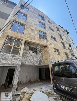 İzmir Konak Üçyol'da Satılık 1+1 Daire