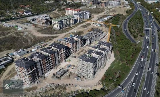 Bizim'den 15 Temmuz 3.etap Adapark Manzaralı Önü Açık 82 M2 2+1