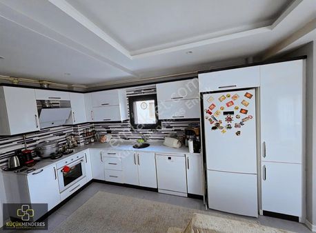 Küçük Menderes'ten Ödemiş Zafer Mh. Satılık Daire