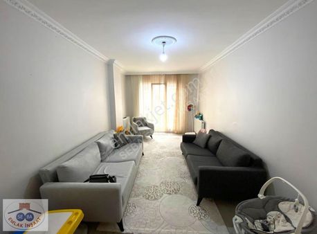Seba'dan Sefaköy Merkez'de 2+1 95m2 Balkonlu Kredili 1.kat Daire