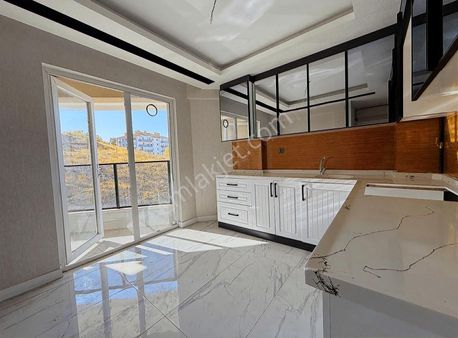 Evim Ankaradan Bağlum Karakaya Mahallesinde Full Yapılı 0 Daire