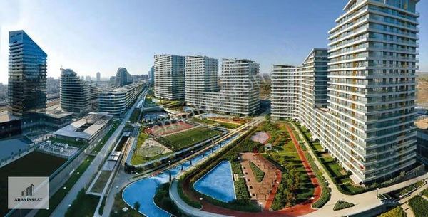 Aras İnşaat'dan Batı Şehirde 4.5+1 Kiralık 197 M2 Ultra Lüks