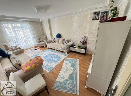 Kösedağ İnş. 2 Aile Uygun 11 Yaşında Satılık 6+2 250m2 Dublex