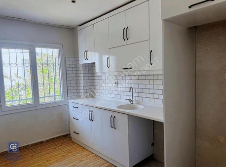 Karabağlar Bozyakada 2+1 Balkonlu Daire Merkezi Konum