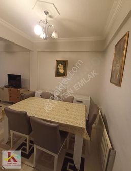 Kaymen Emlak İstiklal Mah Çarşıda Lüx 2+1 Full Eşyalı Balkonlu