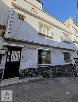 Dumlupınarda Satlık 2 Katlı Bakımlı Ev