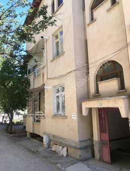 Meram Nufus Müdürlüğü Yakını Kiralık 2+1 Daire