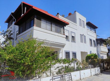 Doğuş Emlak'tan Denize 200 Metre Bahçeli 2+1 Bahçe Katı Daire