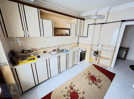 Evinbizde Gayrimenkul █ Merkezi Konum Ara Kat 3+1 Eşyalı Kiralık