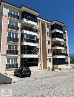 Ayazmana Mahallesi Geniş Site İçerisinde 3+1 Satılık Daire