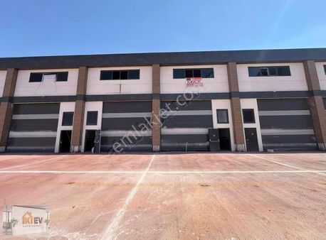İkiev'den Aydınlar Sanayi Sitesi 3 Katlı Sıfır Kiralık Dükkanlar