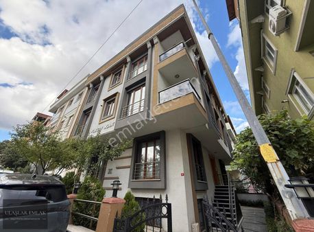 Üsküdar Kısıklı Mh. 2+1 90 M2 Yeni Binada Arakat Kiralık Daire.