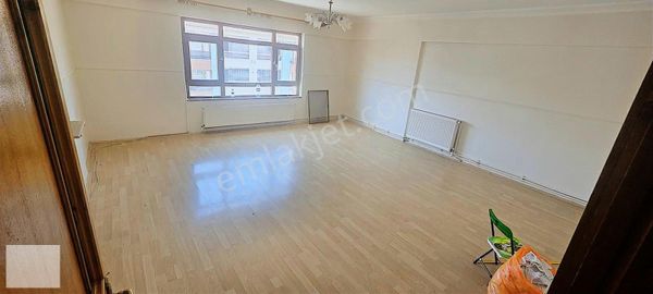 Alkan Dan~~giriş Parasına~~4,5 + 1 + 2 Adet Kapalı Teras~~250 M2