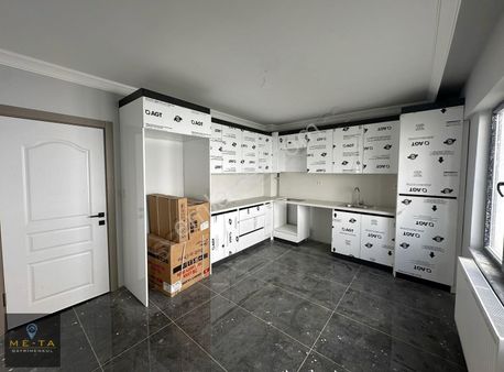 Cumhuriyet Mahallesinde 1+1 Satılık Daire