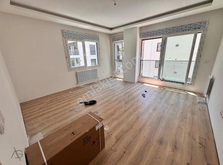 Atölyeden Caddebostan Bağdata 4.bina 70m2 Net Sıfır Balkonlu