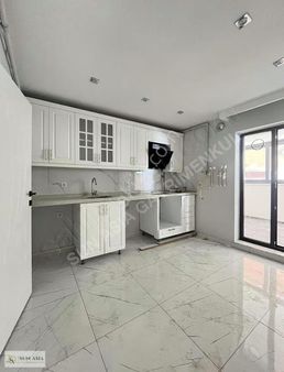 Harika Ön Ve Arkada Kapalı 2 Adet Kış Bahçesi Olan 2+1 Daire !