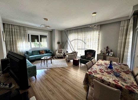 Erenköy Etemefendide 90m2net3+1 1 Yıllık Balkonlu Satılık Daire
