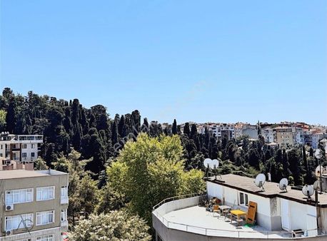 Atölyeden Üsküdar Ana Caddede Sıfır 3+2 Teraslı Dublex 150m2