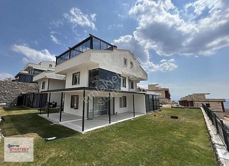 Çandarlıda Muhteşem Konumda Doğa Ve Deniz Manzaralı 2+1 Dubleks