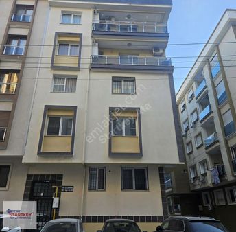 Karşıyaka Örnekköy Mahallesinde Kapalı Mutfak 3+1 Satılık Daire