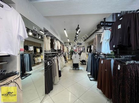 Çarşı'nın Göbeğinde 220 M² Satılık Fırsat Dükkan S2869