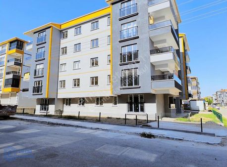 Sincan Menderes Mahallesinde Ayaş Yoluna Yakın 3+1 Sıfır Daire