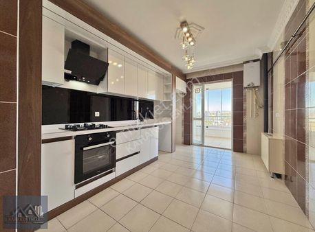 Karakuş'tan █ Sitede Full Yapılı, 3+1 155m² 4.kat Çift Banyo Lüx