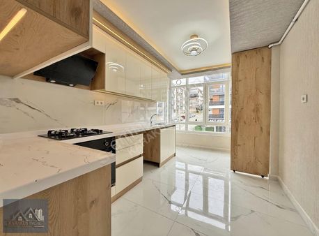 Karakuş'tan█ Cadde Üzeri 1.kat Güney Cephe Full Yapılı 3+1 Daire