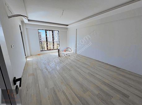 Emtia'dan Güngör Caddesin De 3+1 Sıfır Ara Kat Daire